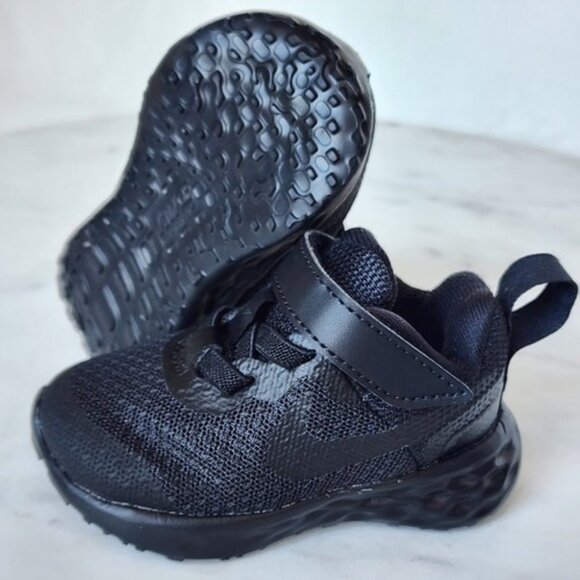 Nike Other - Nike Sz 2C Revolution 6 NN (TDV) All Black Baby Toddler Shoes New In Box